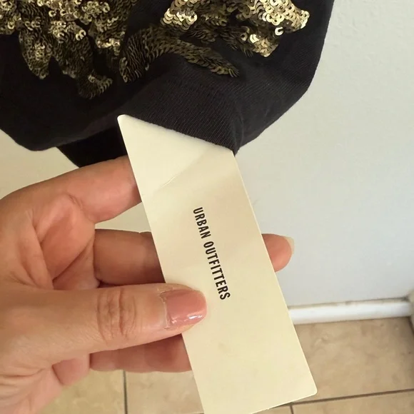 Urban Outfitters Black and Gold Embellished Crop Muscle Tee - Picture 4 of 4